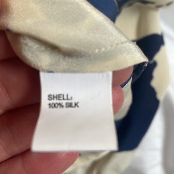 Anthropologie Moncollet Silk Floral top size 10 - Picture 4 of 4